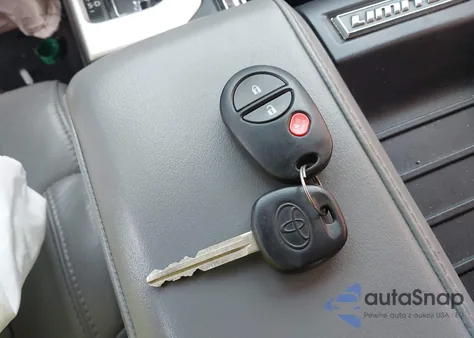 2016 Toyota Tundra Limited 5.7L V8 из США, поврежденный, VIN 5TFHY5F13GX508246